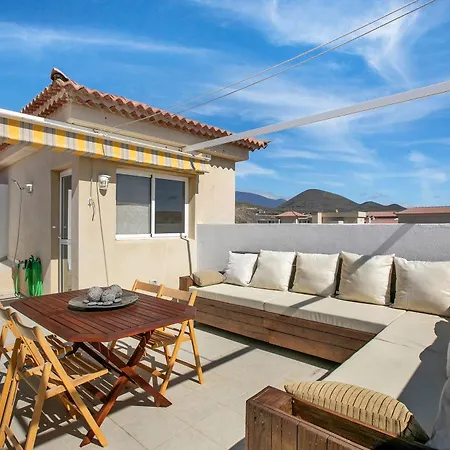 Oramas House - Pool & Terrace *