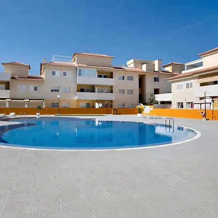 Oramas House - Pool & Terrace Апартаменты *